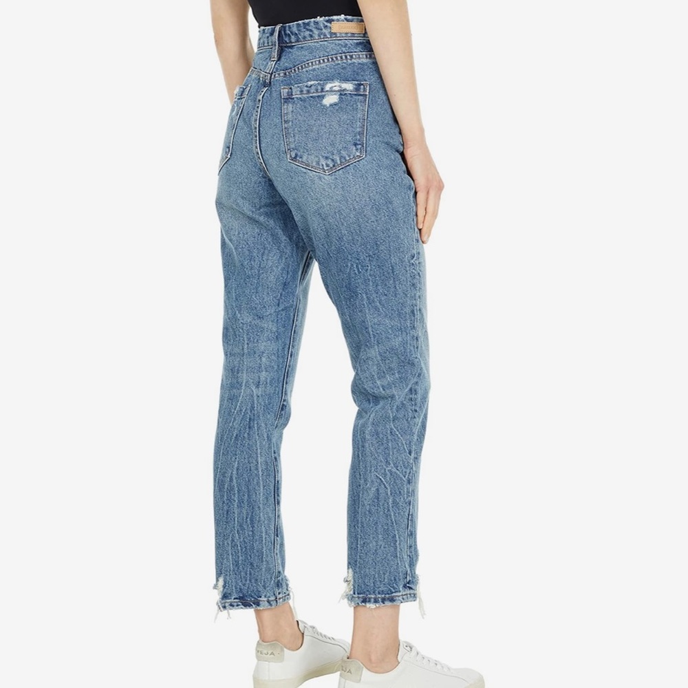 High Rise Crop - Picture 2 of 5